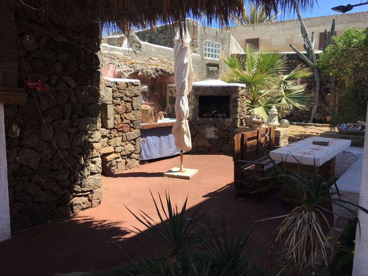 Cactus B&B Le Casette Di Marilena Pantelleria Extérieur photo