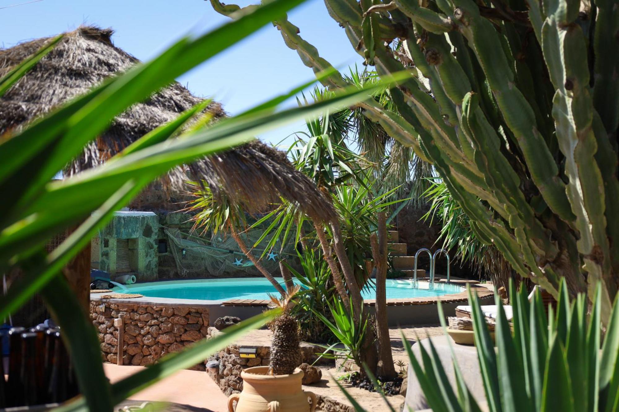 Cactus B&B Le Casette Di Marilena Pantelleria Extérieur photo